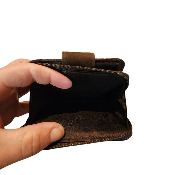 Vera Bradley Quilted Brown Wallet With Snap & Zip Closure - Picture 5 of 7